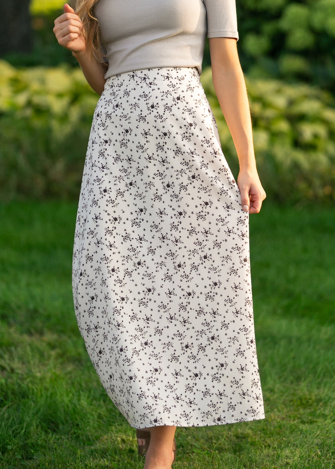 Braylyn Brown Floral Midi Skirt Dress