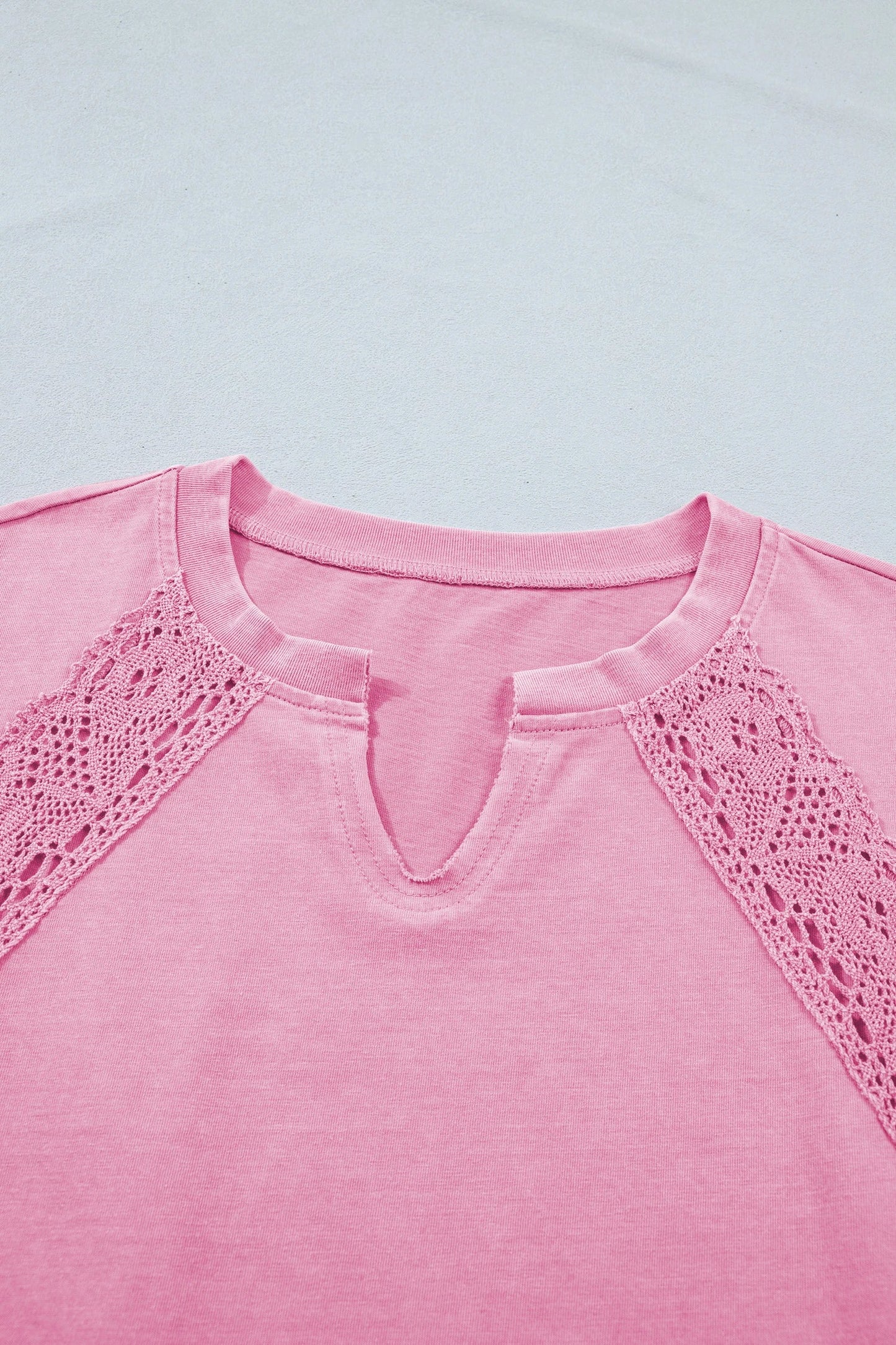 Solid Lace Patchwork Raglan Sleeve Notched Neck Tee