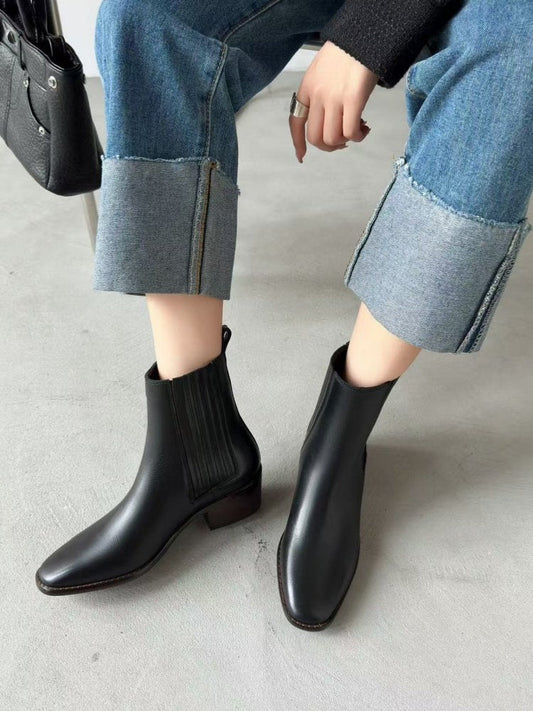 Womenâs Retro Square-Toe Mid-Heel Chunky Leather Boots