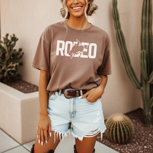 RODEO Graphic Tee | Western Cowgirl