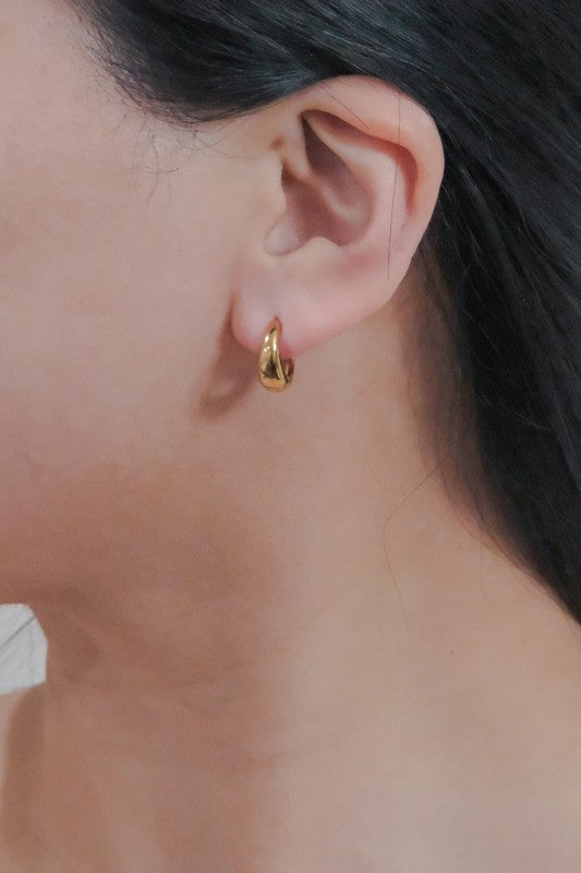 Minimal 14mm Hoop Earrings Gold