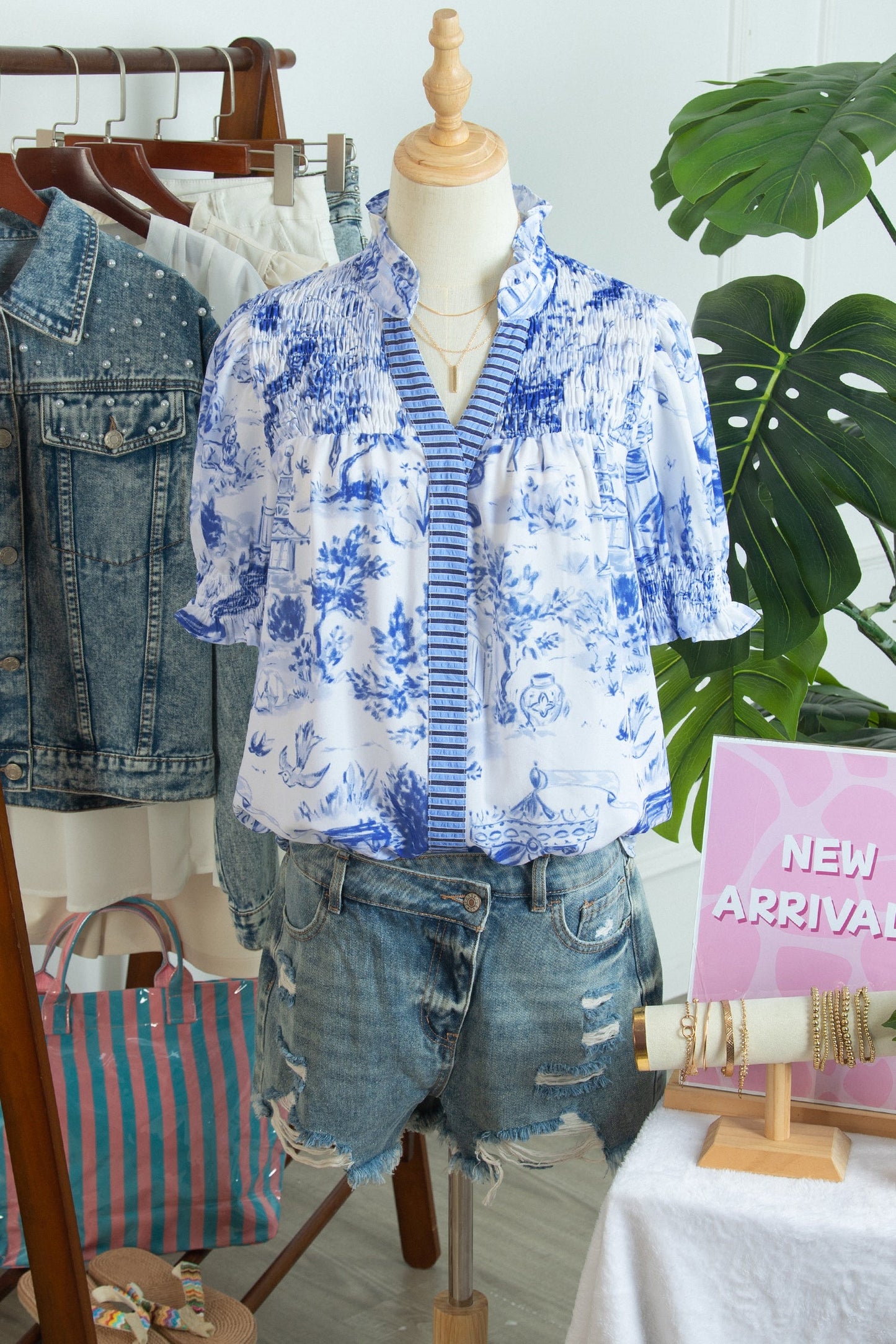 Floral Stripe Contrast V-Neck Puff Sleeve Blouse