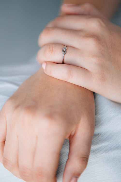 Knot Ring