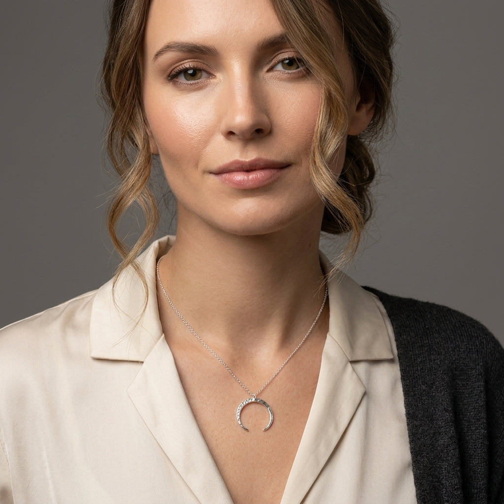 Tilt Necklace