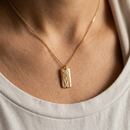 Poppy Necklace