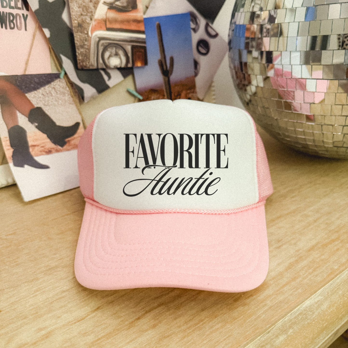 Favorite Auntie Trucker Hat – Trendy Gift for Aunts