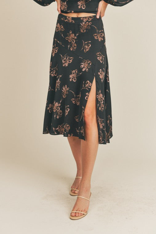 Side Slit Floral Print Skirt - ShopModernEmporium