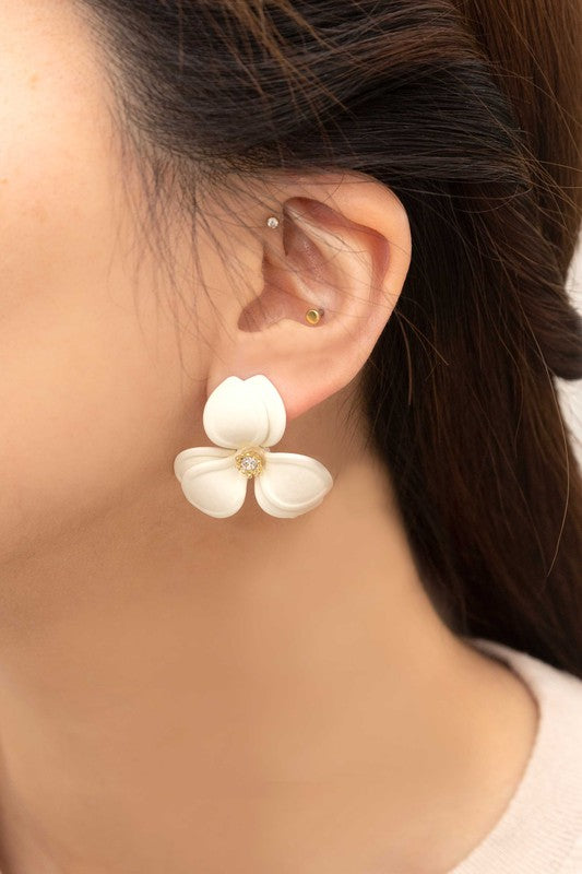 Gardenia Statement Earrings - ShopModernEmporium