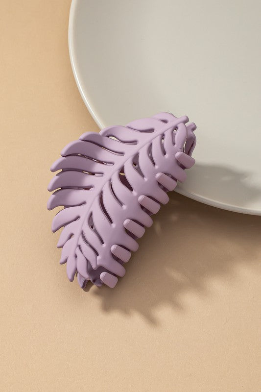 Feather shape hair claw clip - ShopModernEmporium