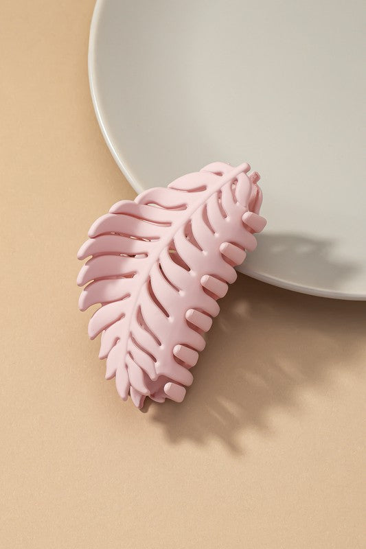 Feather shape hair claw clip - ShopModernEmporium