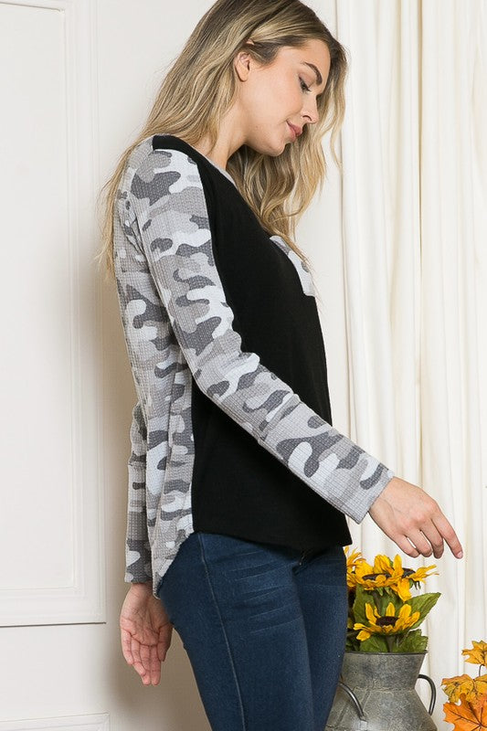 Textured Camo. Print Contrasted Sweater Knit Top - ShopModernEmporium