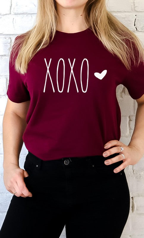 XOXO White Ink Heart Valentines Day Graphic Tee - ShopModernEmporium