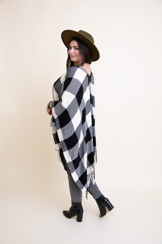 Buffalo Check Tassel Poncho - ShopModernEmporium